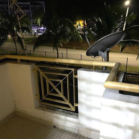 Purnama Homestay At Oceanview Resort Порт-Диксон Экстерьер фото